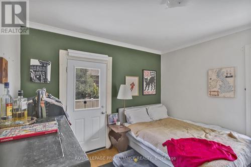 105 Aylmer Street S, Peterborough (Downtown), ON - Indoor Photo Showing Bedroom