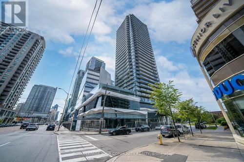 611 - 15 Ellerslie Avenue, Toronto, ON - Outdoor With Facade