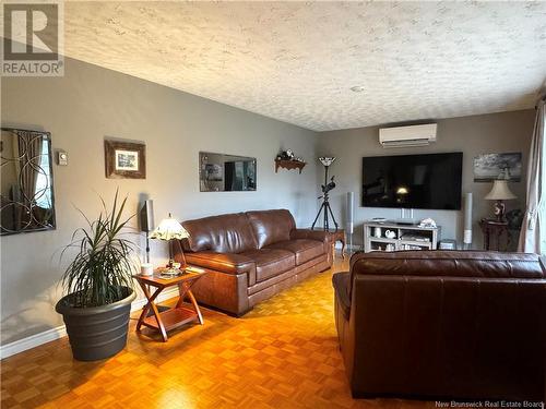 32 Du Moulin, Nigadoo, NB - Indoor Photo Showing Living Room