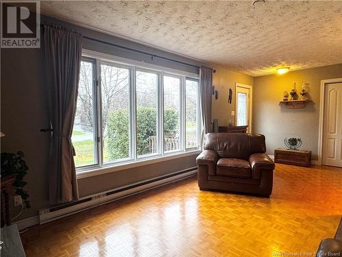 32 Du Moulin, Nigadoo, NB - Indoor Photo Showing Living Room