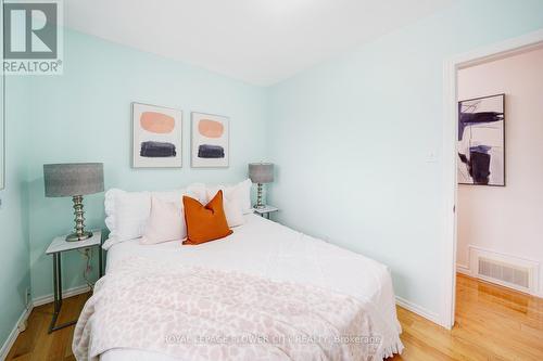 39 Stanwood Crescent, Toronto, ON - Indoor Photo Showing Bedroom