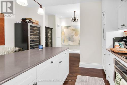 515 - 22 Leader Lane, Toronto, ON - Indoor Photo Showing Kitchen