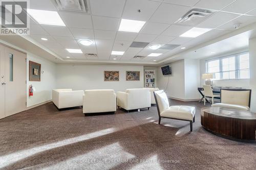 210 - 9451 Jane Street, Vaughan, ON - Indoor