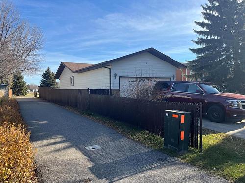 231 Durum Drive, Brandon, MB - Outdoor