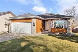 25 Optimist Way  Winnipeg, MB R2Y 2J5