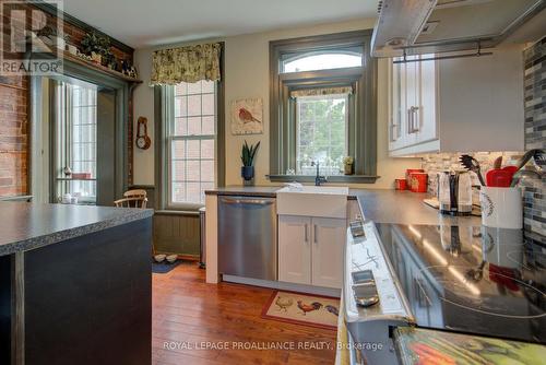 7 Drummond Street, Rideau Lakes, ON - Indoor Photo Showing Kitchen