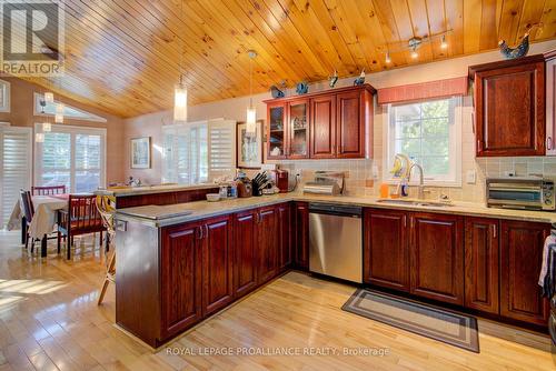 174 Mcnally'S Lane, Rideau Lakes, ON - Indoor Photo Showing Kitchen