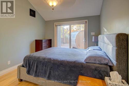 224 Island Drive Lane, South Frontenac, ON - Indoor Photo Showing Bedroom