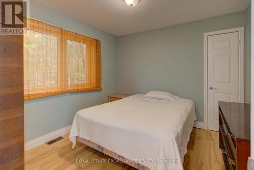 224 Island Drive Lane, South Frontenac, ON - Indoor Photo Showing Bedroom