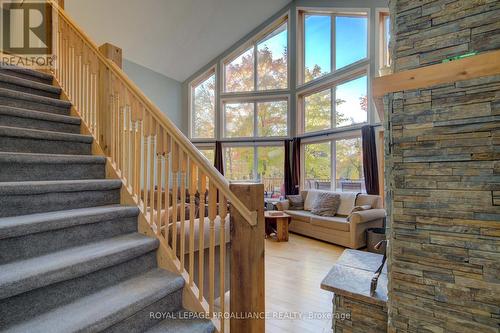 224 Island Drive Lane, South Frontenac, ON - Indoor Photo Showing Other Room