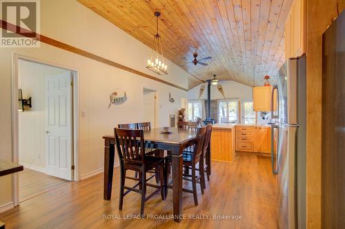 6868 Smith Lane, South Frontenac, ON - Indoor Photo Showing Dining Room