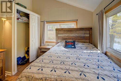 6868 Smith Lane, South Frontenac, ON - Indoor Photo Showing Bedroom