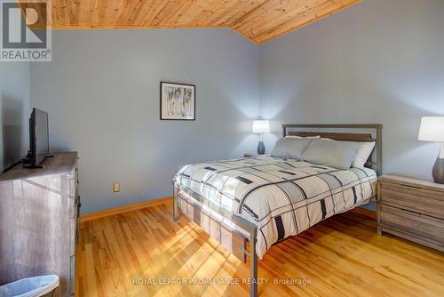 2012 Shibley Road, Central Frontenac (Frontenac Centre), ON - Indoor Photo Showing Bedroom