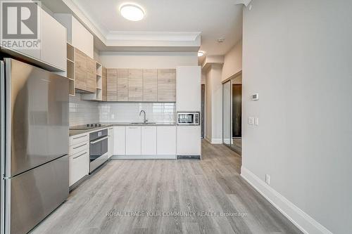 3602 - 38 Gandhi Lane, Markham, ON - Indoor Photo Showing Kitchen With Upgraded Kitchen