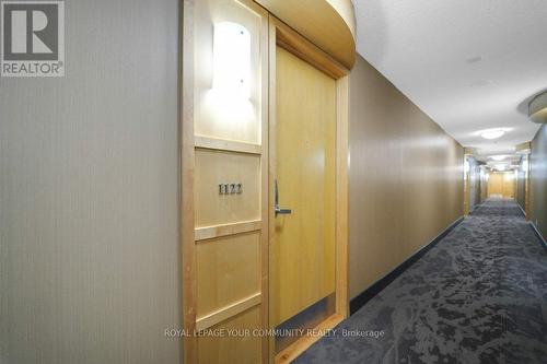 1122 - 18 Mondeo Drive, Toronto, ON - Indoor Photo Showing Other Room