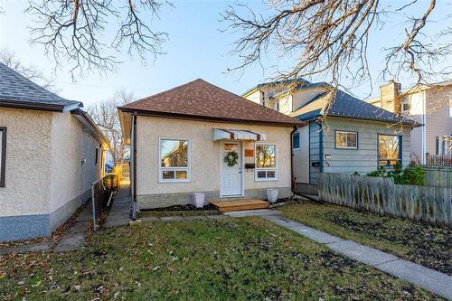 302 Hampton Street, Winnipeg, MB - Outdoor