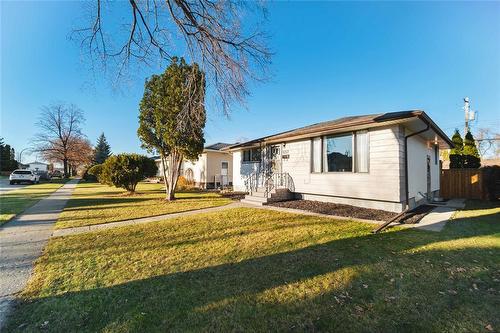 657 Prince Rupert Avenue, Winnipeg, MB - Outdoor