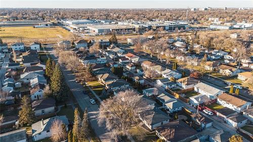 657 Prince Rupert Avenue, Winnipeg, MB - Outdoor With View