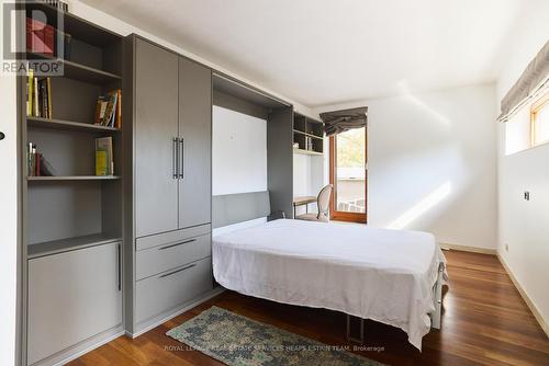 31 Governors Road, Toronto, ON - Indoor Photo Showing Bedroom