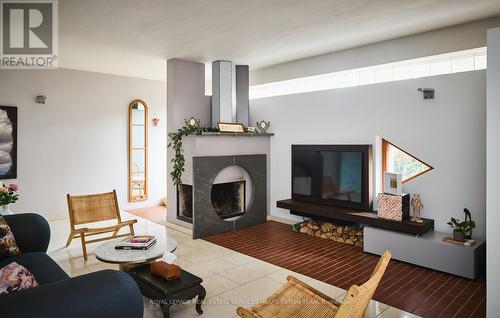 31 Governors Road, Toronto, ON - Indoor Photo Showing Living Room With Fireplace