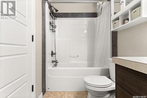 86 5230 Aerodrome Road, Regina, SK - Indoor Photo Showing Bathroom