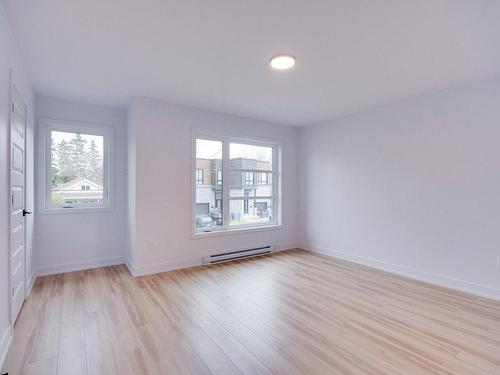 Master bedroom - 956 Rue St-Louis, Gatineau (Gatineau), QC - Indoor Photo Showing Other Room