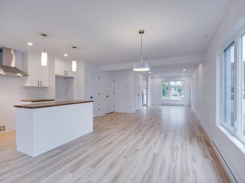 Overall view - 956 Rue St-Louis, Gatineau (Gatineau), QC - Indoor Photo Showing Kitchen