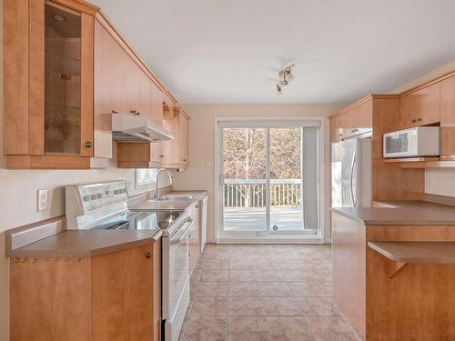 Kitchen - 75 Rue Du Chef-Claude-Sioui, Wendake, QC - Indoor Photo Showing Kitchen