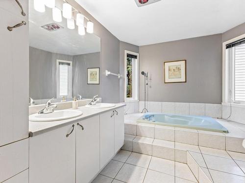 Salle de bains - 968 Rue Wilkinson, Saint-Jean-Sur-Richelieu, QC - Indoor Photo Showing Bathroom