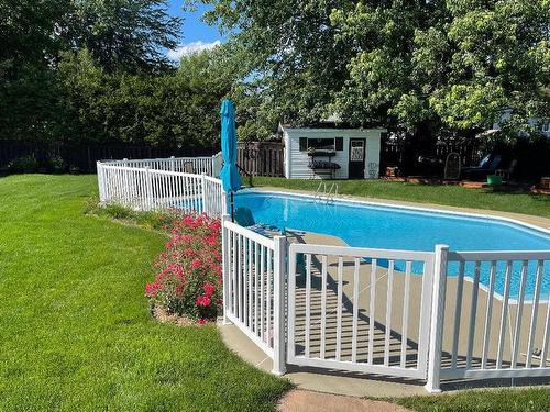 Piscine - 66 Rue Moreau, Bedford - Ville, QC - Outdoor