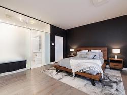 Master bedroom - 