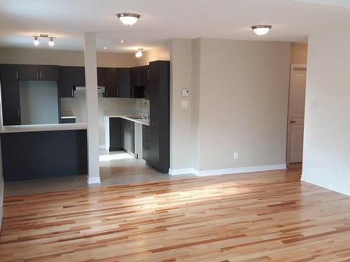 Cuisine - 235  - 237A Rue St-Georges, Saint-Jean-Sur-Richelieu, QC - Indoor Photo Showing Kitchen