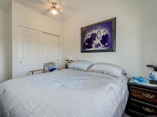 410-10030 Resthaven Dr, Sidney, BC - Indoor Photo Showing Bedroom