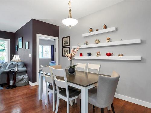 16-3647 Vermont Pl, Campbell River, BC - Indoor Photo Showing Dining Room