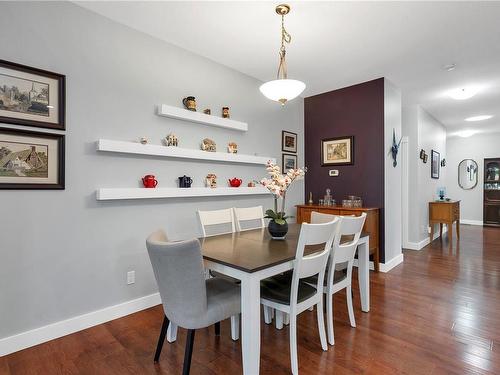 16-3647 Vermont Pl, Campbell River, BC - Indoor Photo Showing Dining Room