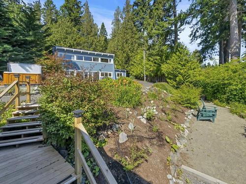 871 Cherry Point Rd, Cobble Hill, BC 