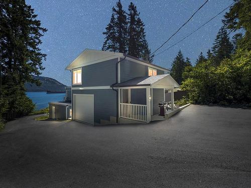 871 Cherry Point Rd, Cobble Hill, BC 