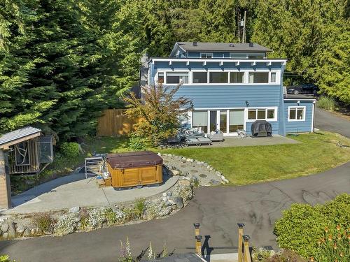 871 Cherry Point Rd, Cobble Hill, BC 