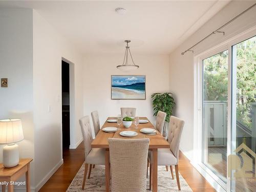 A-2511 Vancouver St, Victoria, BC - Indoor Photo Showing Dining Room