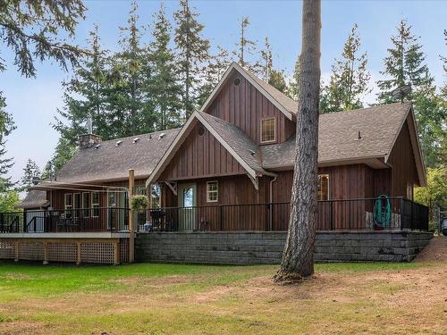 5055 Mountain View Rd, Bowser, BC 