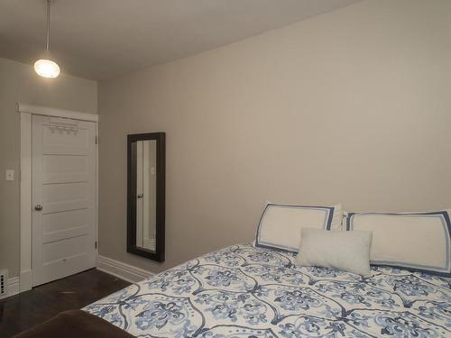 347 Mckellar St N, Thunder Bay, ON - Indoor Photo Showing Bedroom