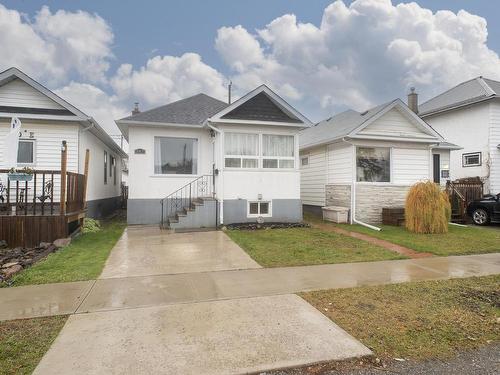 347 Mckellar St N, Thunder Bay, ON - Outdoor With Deck Patio Veranda With Facade