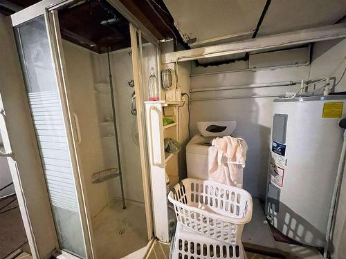 18 Ross Avenue, Marathon, ON - Indoor Photo Showing Basement