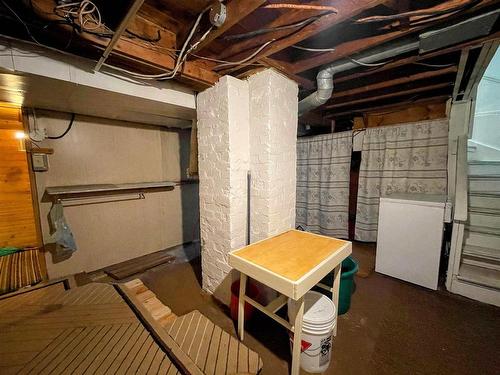 18 Ross Avenue, Marathon, ON - Indoor Photo Showing Basement