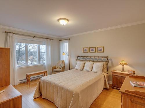 Chambre Ã  coucher principale - 301-120 Rue Ernest-Bourque, Blainville, QC - Indoor Photo Showing Bedroom