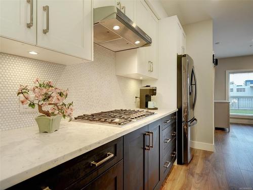 103-747 Travino Lane, Saanich, BC - Indoor Photo Showing Kitchen With Upgraded Kitchen