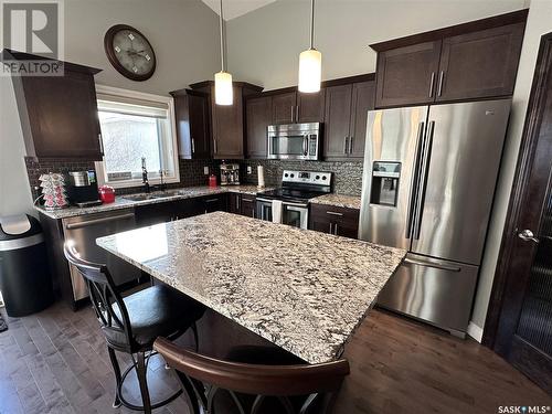 6729 Maple Vista Drive, Regina, SK - Indoor Photo Showing Kitchen With Upgraded Kitchen