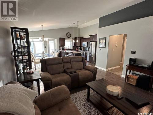 6729 Maple Vista Drive, Regina, SK - Indoor Photo Showing Living Room