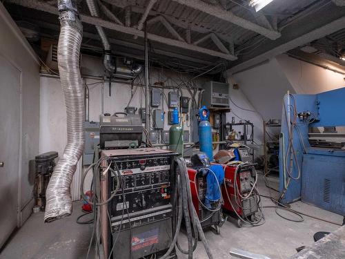 Garage - 1801A  - 1801C Rue Lavoisier, Sainte-Julie, QC - Indoor Photo Showing Basement