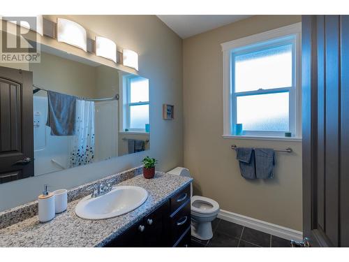 1615 Cheakamus Drive, Kamloops, BC - Indoor Photo Showing Bathroom